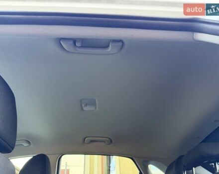 Білий Хендай Kona Electric, об'ємом двигуна 0 л та пробігом 64 тис. км за 14950 $, фото 114 на Automoto.ua