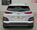 Белый Хендай Kona Electric, объемом двигателя 0 л и пробегом 96 тыс. км за 19500 $, фото 16 на Automoto.ua