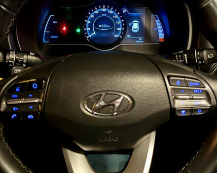 Белый Хендай Kona Electric, объемом двигателя 0 л и пробегом 115 тыс. км за 16900 $, фото 64 на Automoto.ua