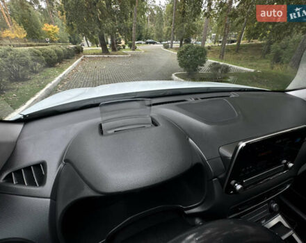 Белый Хендай Kona Electric, объемом двигателя 0 л и пробегом 103 тыс. км за 17999 $, фото 94 на Automoto.ua