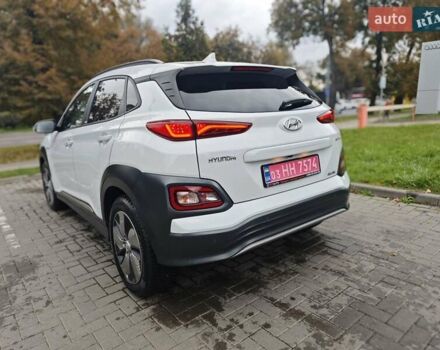 Білий Хендай Kona Electric, об'ємом двигуна 0 л та пробігом 78 тис. км за 17900 $, фото 10 на Automoto.ua