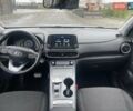 Білий Хендай Kona Electric, об'ємом двигуна 0 л та пробігом 158 тис. км за 16500 $, фото 24 на Automoto.ua