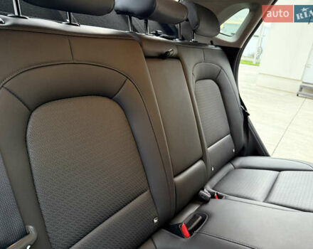 Белый Хендай Kona Electric, объемом двигателя 0 л и пробегом 96 тыс. км за 19500 $, фото 37 на Automoto.ua