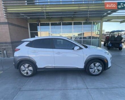Білий Хендай Kona Electric, об'ємом двигуна 0 л та пробігом 13 тис. км за 8600 $, фото 6 на Automoto.ua