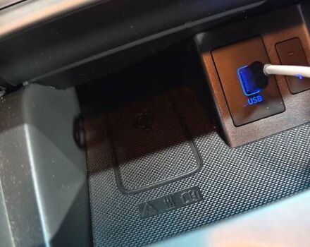 Білий Хендай Kona Electric, об'ємом двигуна 0 л та пробігом 78 тис. км за 17900 $, фото 41 на Automoto.ua