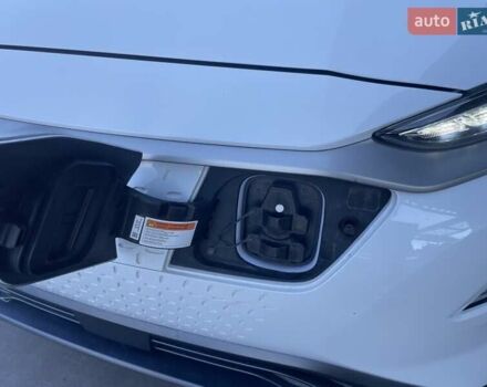 Білий Хендай Kona Electric, об'ємом двигуна 0 л та пробігом 13 тис. км за 8600 $, фото 28 на Automoto.ua