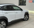 Белый Хендай Kona Electric, объемом двигателя 0 л и пробегом 96 тыс. км за 19500 $, фото 22 на Automoto.ua