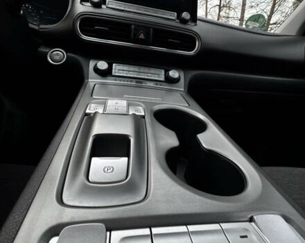 Белый Хендай Kona Electric, объемом двигателя 0 л и пробегом 58 тыс. км за 17499 $, фото 44 на Automoto.ua