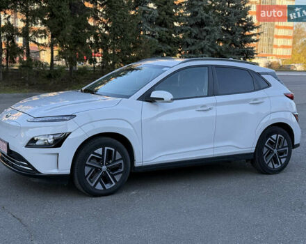 Белый Хендай Kona Electric, объемом двигателя 0 л и пробегом 80 тыс. км за 16900 $, фото 12 на Automoto.ua