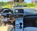 Белый Хендай Kona Electric, объемом двигателя 0 л и пробегом 65 тыс. км за 18700 $, фото 17 на Automoto.ua