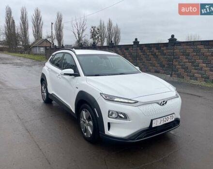 Білий Хендай Kona Electric, об'ємом двигуна 0 л та пробігом 158 тис. км за 16500 $, фото 14 на Automoto.ua