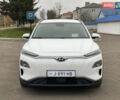 Белый Хендай Kona Electric, объемом двигателя 0 л и пробегом 166 тыс. км за 16900 $, фото 1 на Automoto.ua