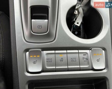 Білий Хендай Kona Electric, об'ємом двигуна 0 л та пробігом 102 тис. км за 15700 $, фото 17 на Automoto.ua