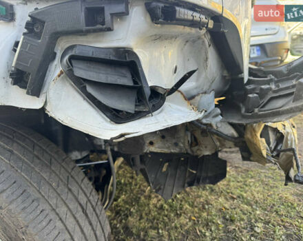 Белый Хендай Kona Electric, объемом двигателя 0 л и пробегом 50 тыс. км за 10599 $, фото 12 на Automoto.ua