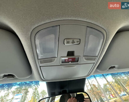 Белый Хендай Kona Electric, объемом двигателя 0 л и пробегом 58 тыс. км за 17499 $, фото 105 на Automoto.ua