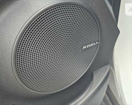 Белый Хендай Kona Electric, объемом двигателя 0 л и пробегом 50 тыс. км за 21500 $, фото 12 на Automoto.ua