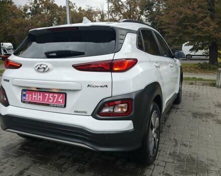 Білий Хендай Kona Electric, об'ємом двигуна 0 л та пробігом 78 тис. км за 17900 $, фото 5 на Automoto.ua