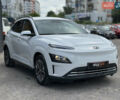 Білий Хендай Kona Electric, об'ємом двигуна 0 л та пробігом 93 тис. км за 18900 $, фото 7 на Automoto.ua