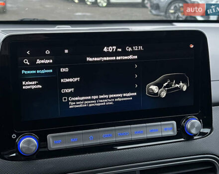 Білий Хендай Kona Electric, об'ємом двигуна 0 л та пробігом 70 тис. км за 19828 $, фото 72 на Automoto.ua