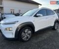 Белый Хендай Kona Electric, объемом двигателя 0 л и пробегом 82 тыс. км за 16450 $, фото 2 на Automoto.ua