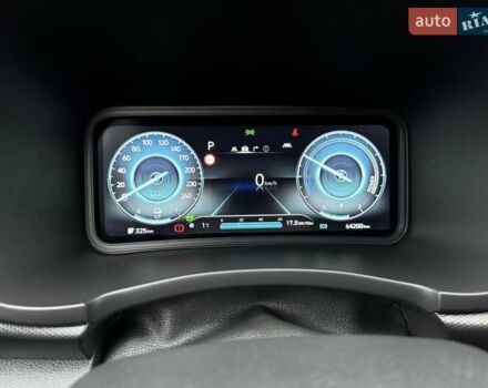 Белый Хендай Kona Electric, объемом двигателя 0 л и пробегом 64 тыс. км за 21499 $, фото 51 на Automoto.ua