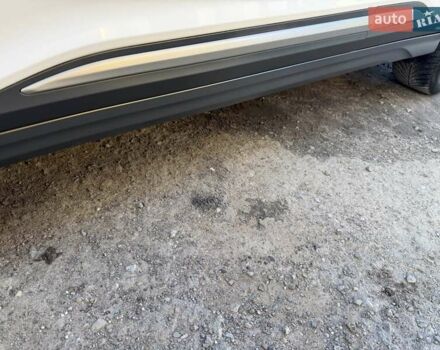 Білий Хендай Kona Electric, об'ємом двигуна 0 л та пробігом 64 тис. км за 16950 $, фото 28 на Automoto.ua