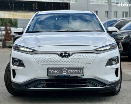 Белый Хендай Kona Electric, объемом двигателя 0 л и пробегом 149 тыс. км за 15350 $, фото 7 на Automoto.ua