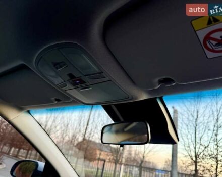 Белый Хендай Kona Electric, объемом двигателя 0 л и пробегом 78 тыс. км за 17250 $, фото 76 на Automoto.ua