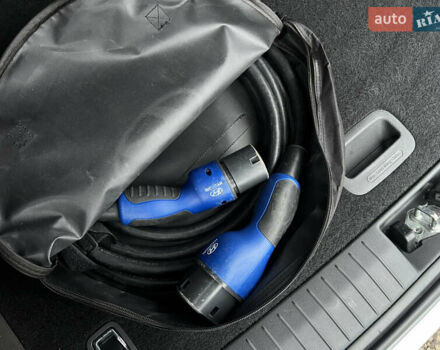 Белый Хендай Kona Electric, объемом двигателя 0 л и пробегом 111 тыс. км за 18570 $, фото 40 на Automoto.ua