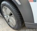 Белый Хендай Kona Electric, объемом двигателя 0 л и пробегом 92 тыс. км за 17950 $, фото 17 на Automoto.ua