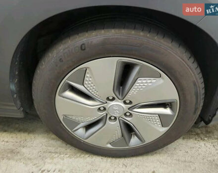 Білий Хендай Kona Electric, об'ємом двигуна 0 л та пробігом 100 тис. км за 19700 $, фото 13 на Automoto.ua