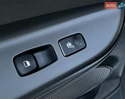 Білий Хендай Kona Electric, об'ємом двигуна 0 л та пробігом 70 тис. км за 19828 $, фото 37 на Automoto.ua