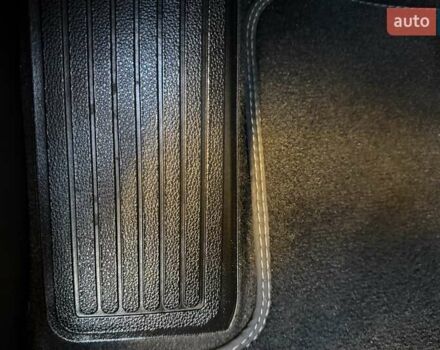 Білий Хендай Kona Electric, об'ємом двигуна 0 л та пробігом 64 тис. км за 16950 $, фото 92 на Automoto.ua