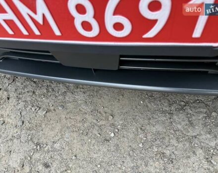 Белый Хендай Kona Electric, объемом двигателя 0 л и пробегом 92 тыс. км за 17950 $, фото 16 на Automoto.ua