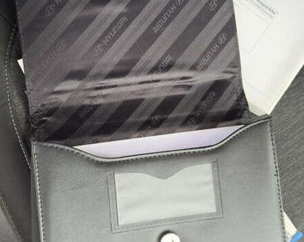 Белый Хендай Kona Electric, объемом двигателя 0 л и пробегом 124 тыс. км за 17494 $, фото 49 на Automoto.ua