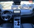 Белый Хендай Kona Electric, объемом двигателя 0 л и пробегом 74 тыс. км за 18900 $, фото 36 на Automoto.ua