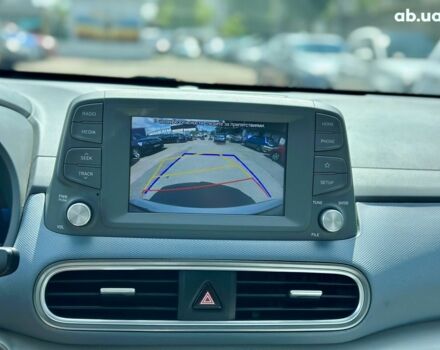 Белый Хендай Kona Electric, объемом двигателя 0 л и пробегом 149 тыс. км за 15350 $, фото 14 на Automoto.ua