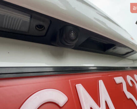 Белый Хендай Kona Electric, объемом двигателя 0 л и пробегом 124 тыс. км за 17494 $, фото 61 на Automoto.ua