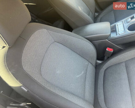 Белый Хендай Kona Electric, объемом двигателя 0 л и пробегом 101 тыс. км за 19800 $, фото 30 на Automoto.ua