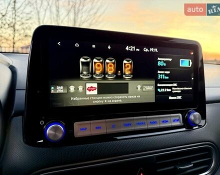 Белый Хендай Kona Electric, объемом двигателя 0 л и пробегом 78 тыс. км за 17250 $, фото 61 на Automoto.ua