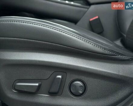 Белый Хендай Kona Electric, объемом двигателя 0 л и пробегом 98 тыс. км за 18999 $, фото 19 на Automoto.ua