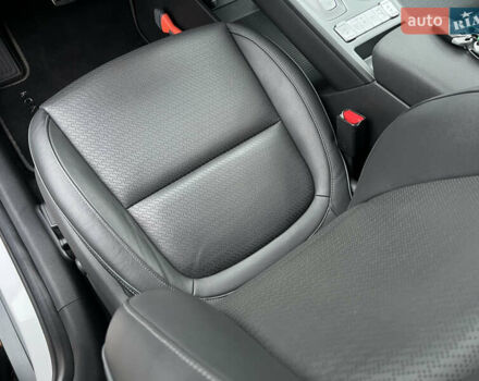 Белый Хендай Kona Electric, объемом двигателя 0 л и пробегом 111 тыс. км за 18570 $, фото 32 на Automoto.ua