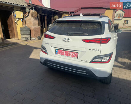 Белый Хендай Kona Electric, объемом двигателя 0 л и пробегом 101 тыс. км за 19800 $, фото 35 на Automoto.ua