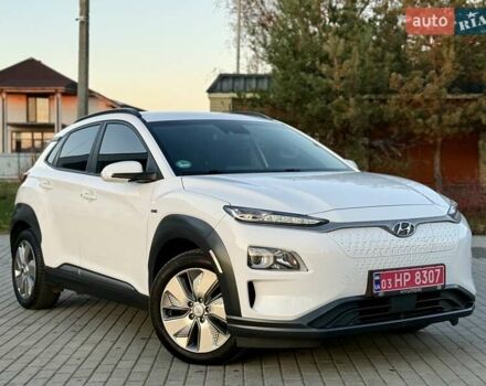 Белый Хендай Kona Electric, объемом двигателя 0 л и пробегом 78 тыс. км за 17250 $, фото 1 на Automoto.ua
