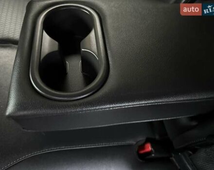 Белый Хендай Kona Electric, объемом двигателя 0 л и пробегом 92 тыс. км за 17950 $, фото 97 на Automoto.ua