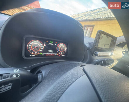 Белый Хендай Kona Electric, объемом двигателя 0 л и пробегом 101 тыс. км за 19800 $, фото 13 на Automoto.ua