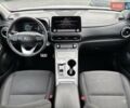 Белый Хендай Kona Electric, объемом двигателя 0 л и пробегом 103 тыс. км за 19450 $, фото 25 на Automoto.ua