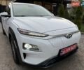Белый Хендай Kona Electric, объемом двигателя 0 л и пробегом 92 тыс. км за 17950 $, фото 11 на Automoto.ua