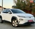 Белый Хендай Kona Electric, объемом двигателя 0 л и пробегом 78 тыс. км за 17250 $, фото 2 на Automoto.ua