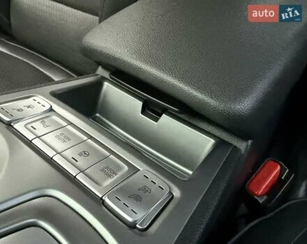 Белый Хендай Kona Electric, объемом двигателя 0 л и пробегом 92 тыс. км за 17950 $, фото 57 на Automoto.ua